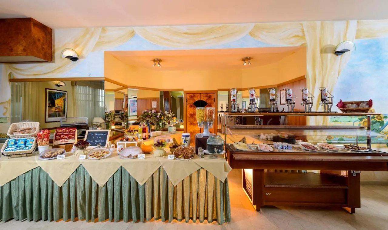 Hotel Kennedy Rimini 3*,